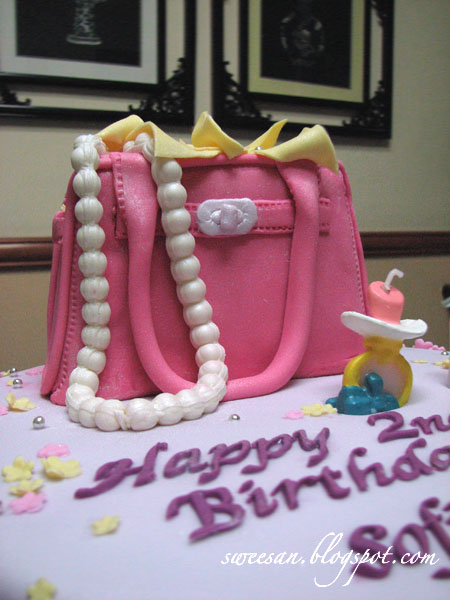http://thesweetspot.com.my/wp-content/gallery/birthday-cakes/birkin1.jpg